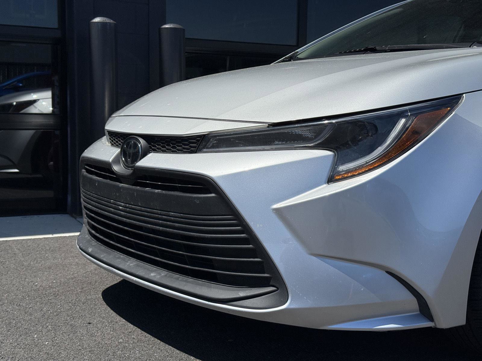 Used 2024 Toyota Corolla LE FWD image 5
