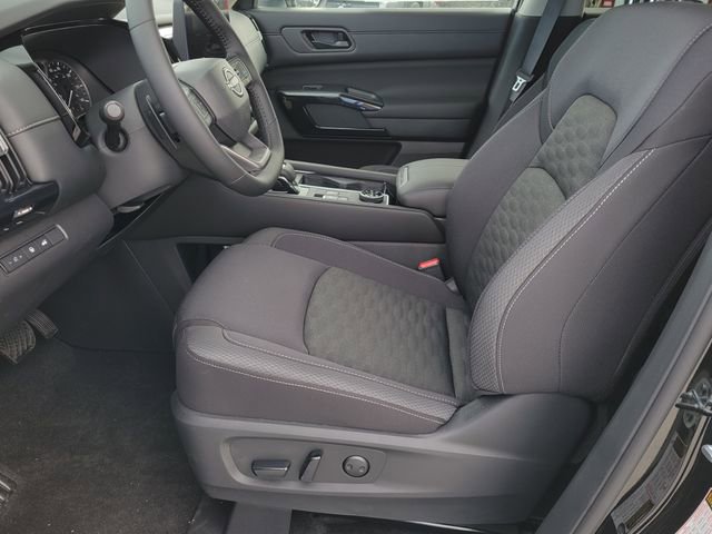 New 2026 Nissan Pathfinder SV image 6