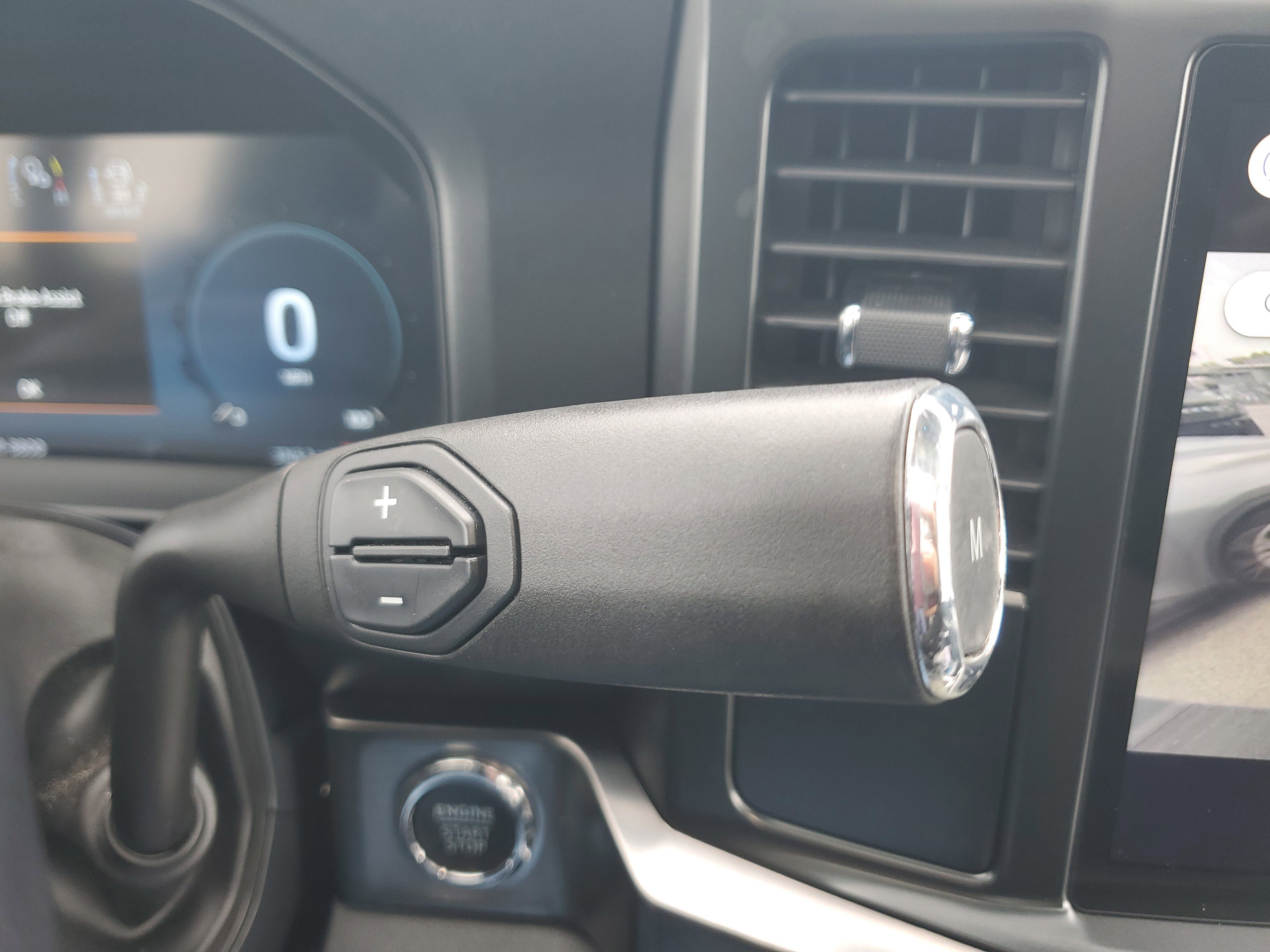 Used 2023 Ford F250 Lariat image 23