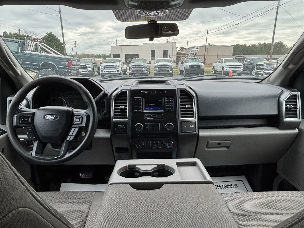 Used 2015 Ford F150 XLT w/ Trailer Tow Package RWD image 40