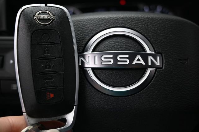 Used 2025 Nissan Rogue SV AWD/4WD image 44