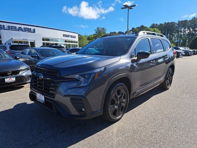 Used 2025 Subaru Ascent Bronze Edition w/ Popular Package #2 AWD/4WD image 2