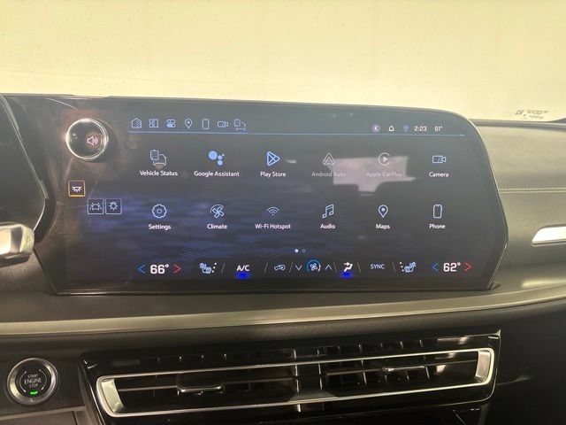 Used 2024 Chevrolet Traverse LT w/ Midnight/Sport Edition AWD/4WD image 5