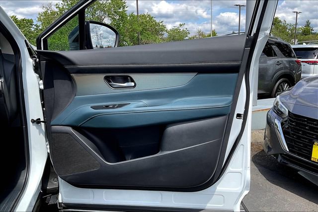 New 2025 Nissan Murano Platinum w/ Cargo Package image 24