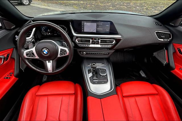 Used 2022 BMW Z4 M40i w/ Premium Package image 14