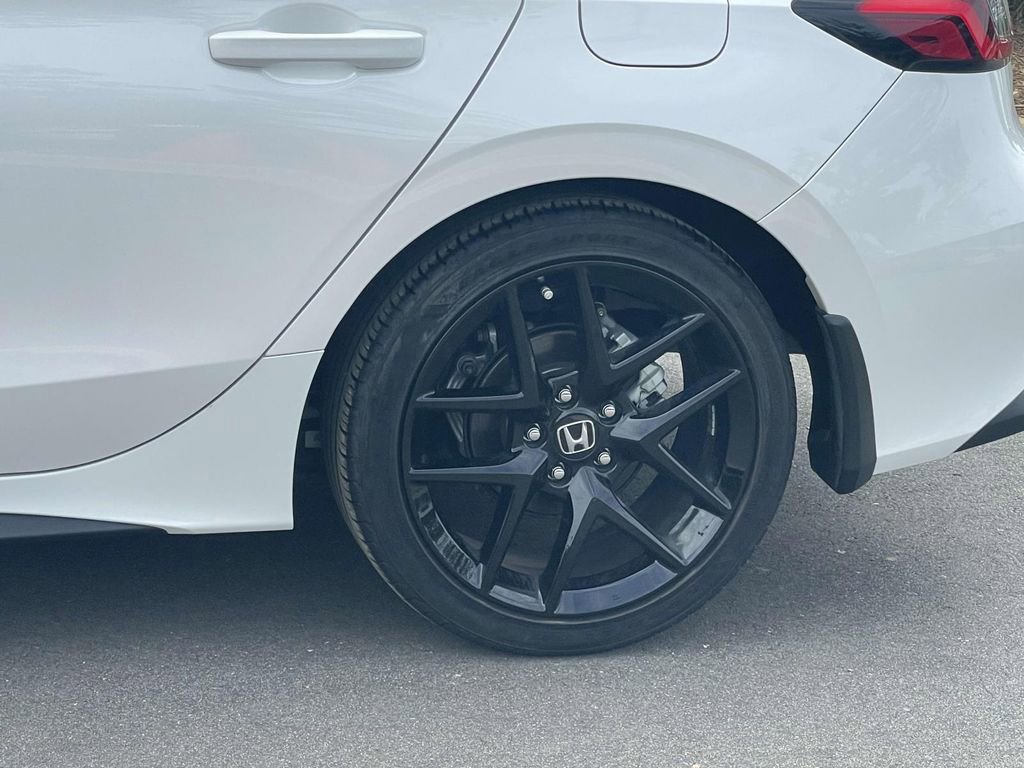 Used 2025 Honda Civic Sport image 11