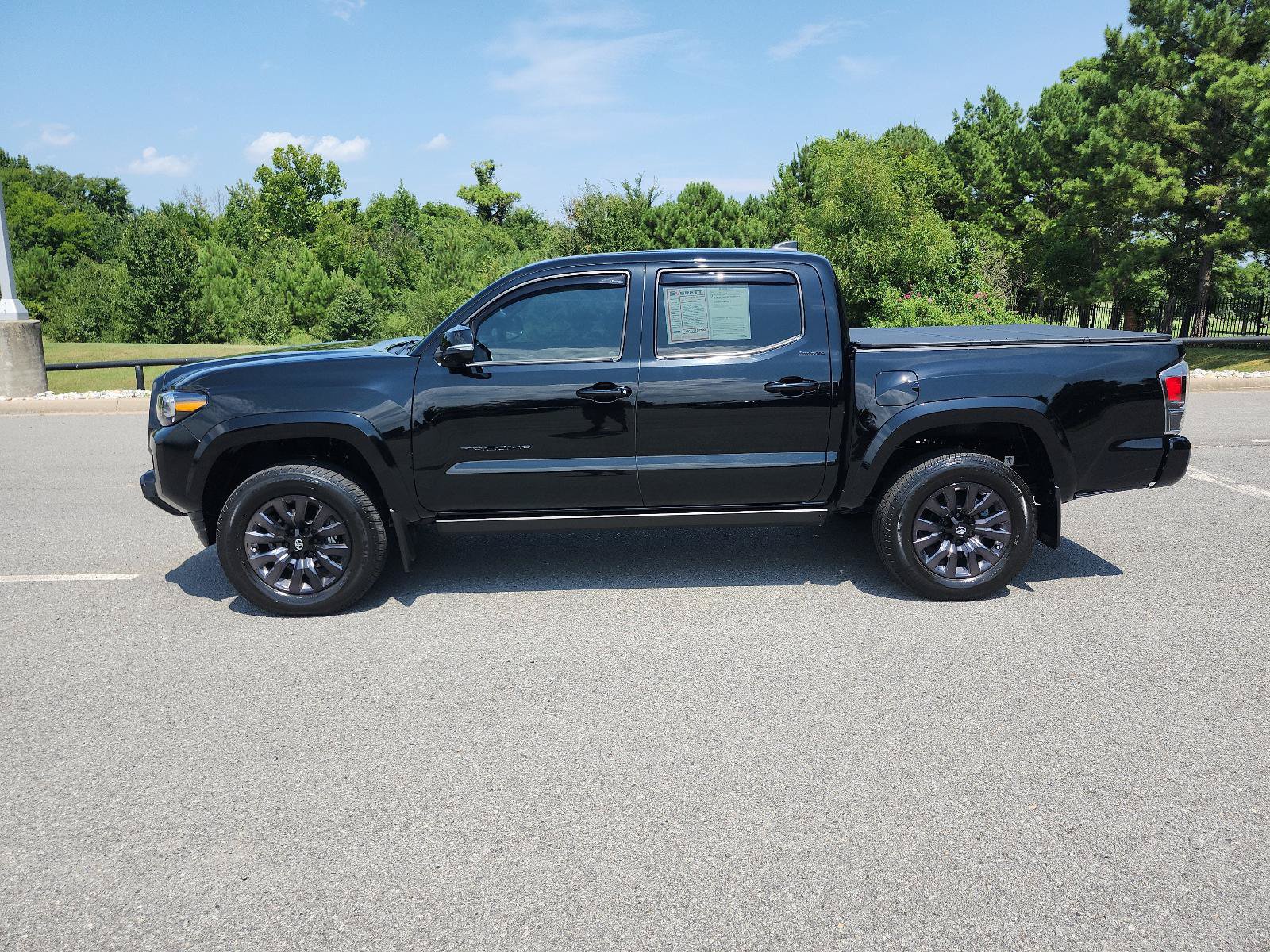 Used 2023 Toyota Tacoma Limited w/ Nightshade Package AWD/4WD image 2