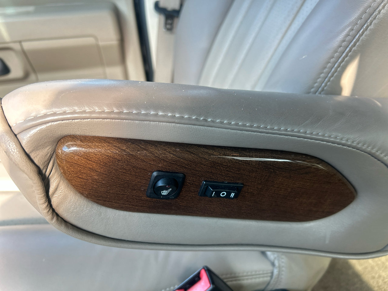 Used 2012 Ford E-150 and Econoline 150 w/ RV Plus Pkg image 14