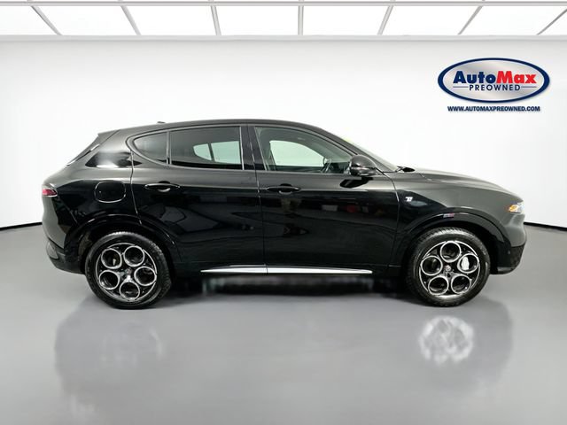 Used 2024 Alfa Romeo Tonale Ti w/ Active Assist Package AWD/4WD image 10