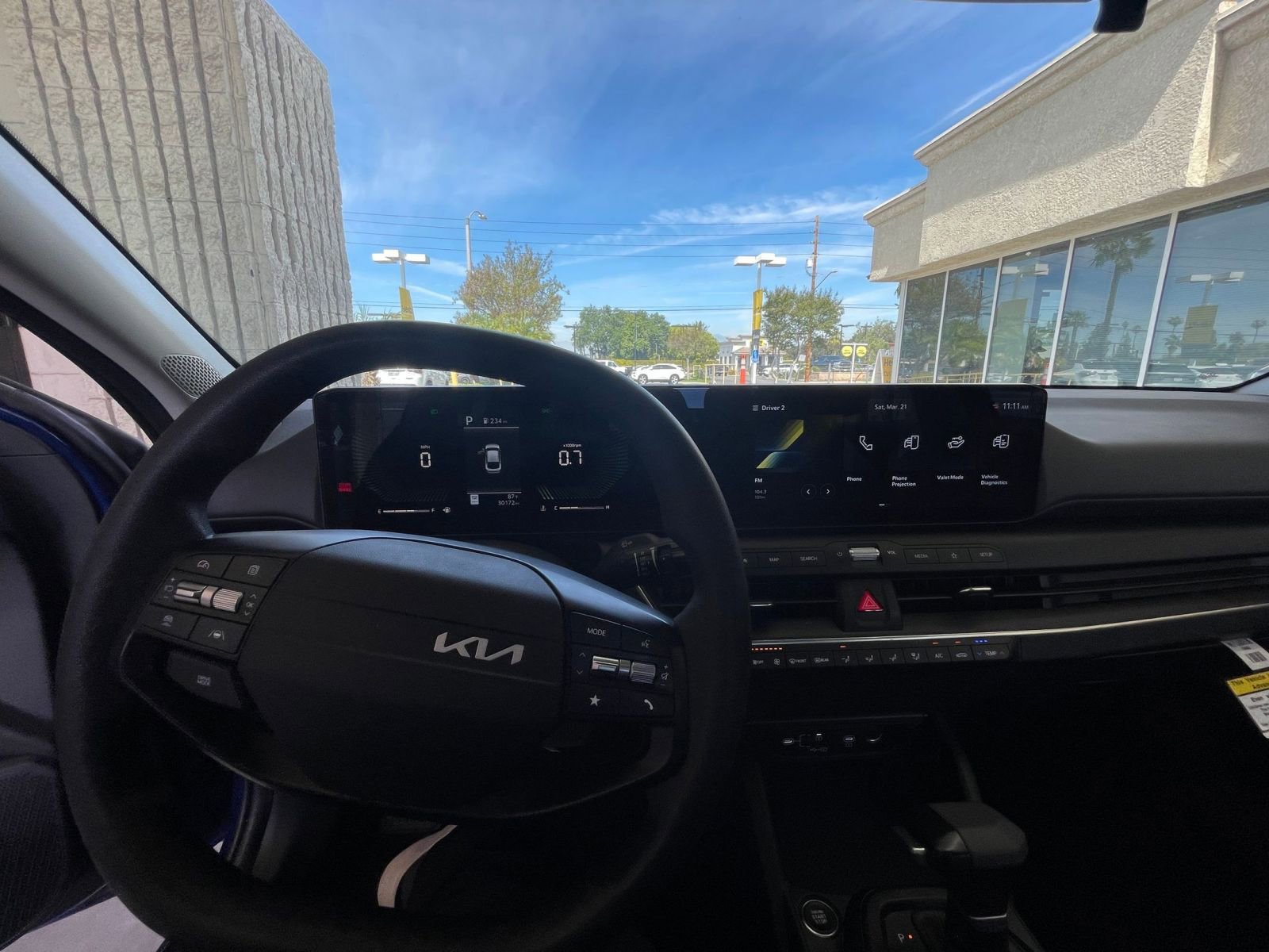 Used 2025 Kia K4 LXS image 34