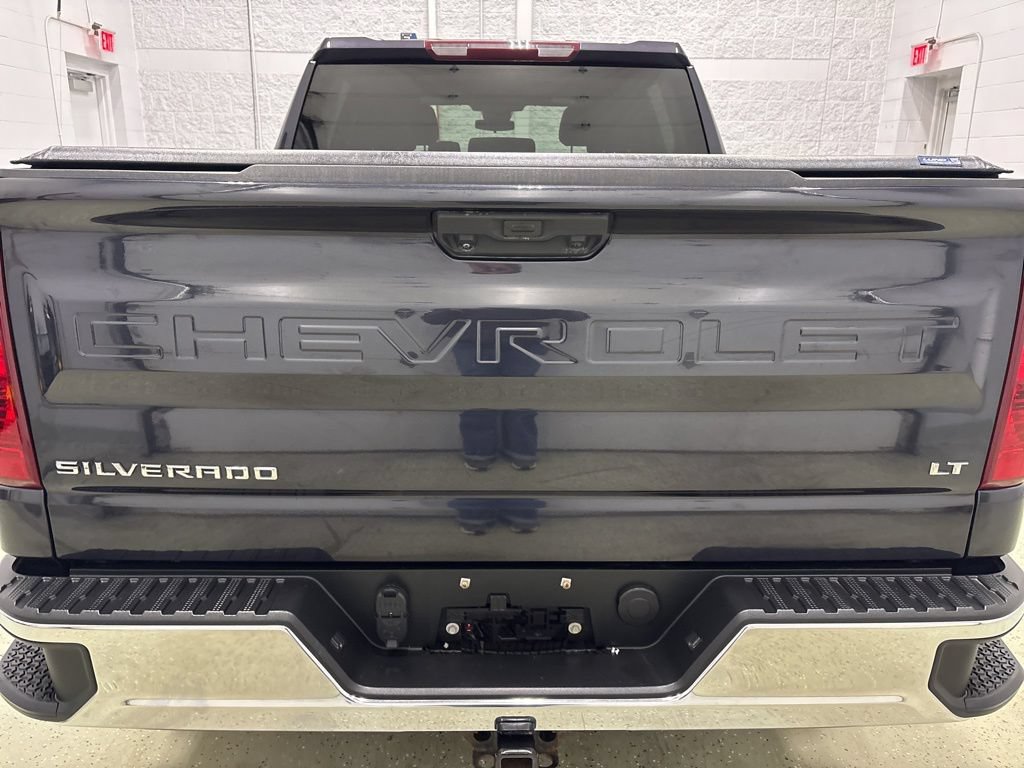 Used 2022 Chevrolet Silverado 1500 LT AWD/4WD image 5