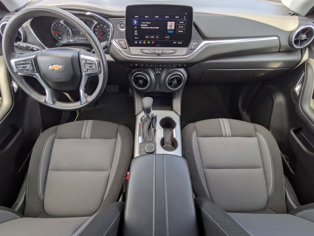 Used 2025 Chevrolet Blazer LT AWD/4WD image 17