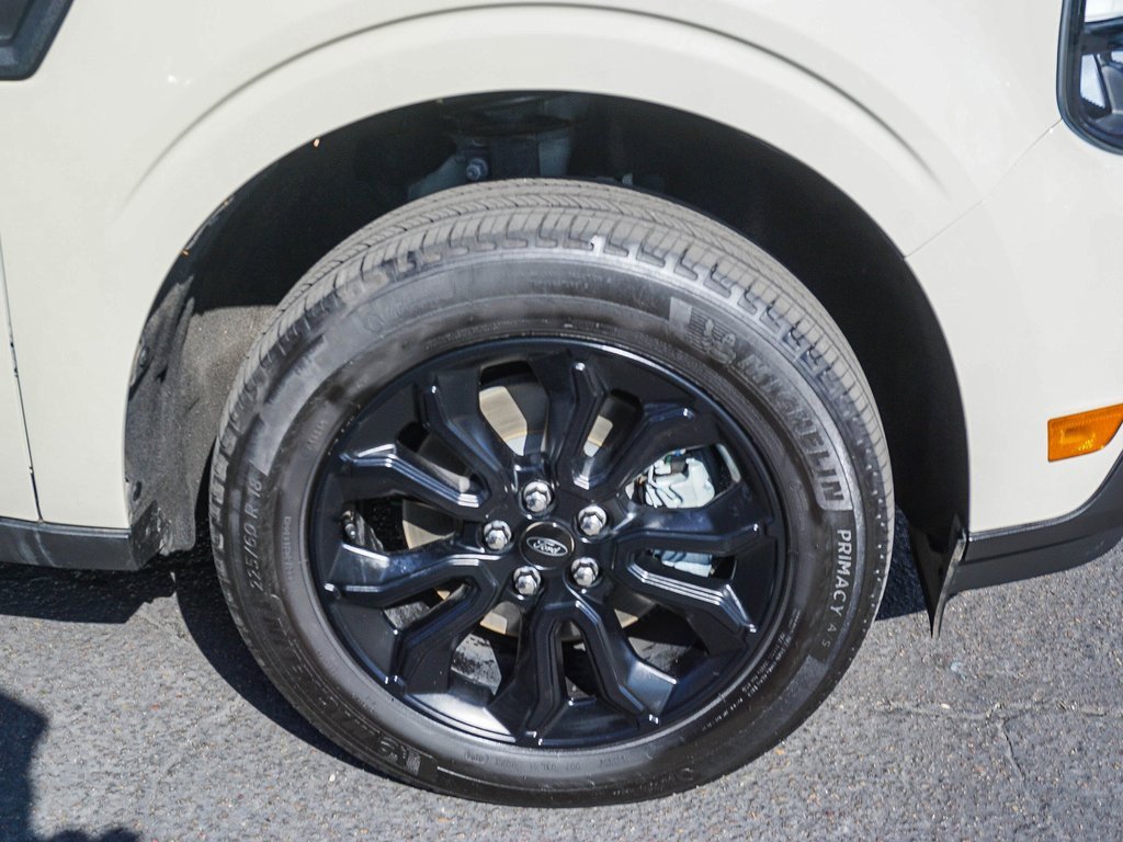 Used 2024 Ford Maverick Lariat w/ Black Appearance Package image 9