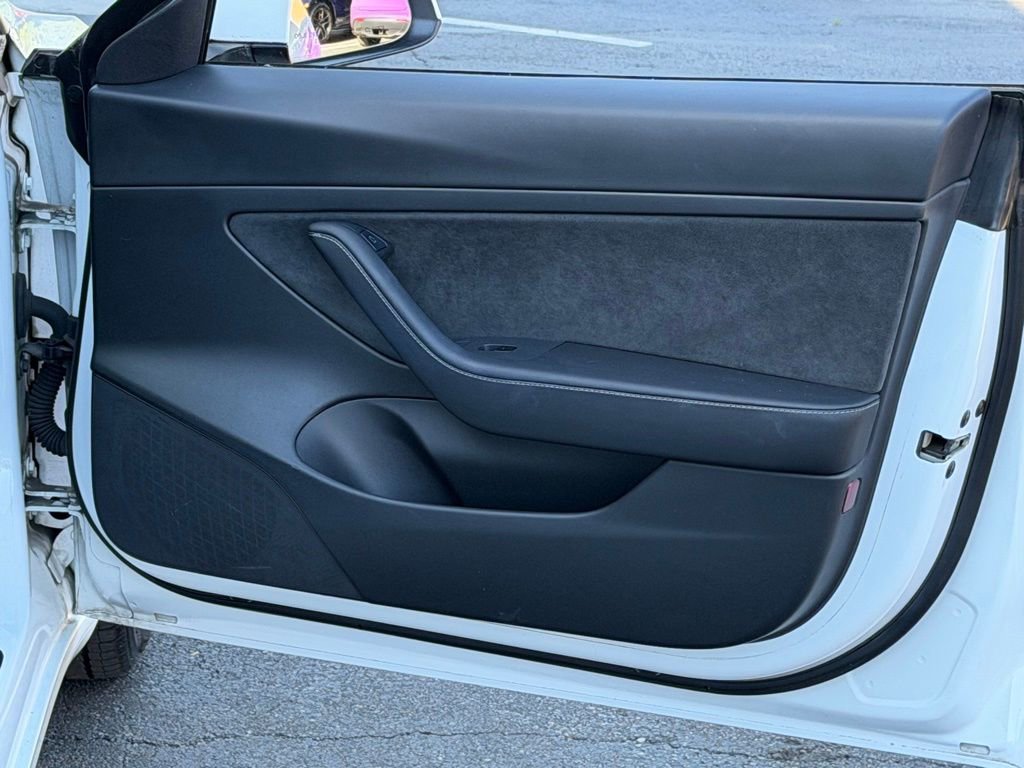 Used 2021 Tesla Model 3 Standard Range Plus image 35
