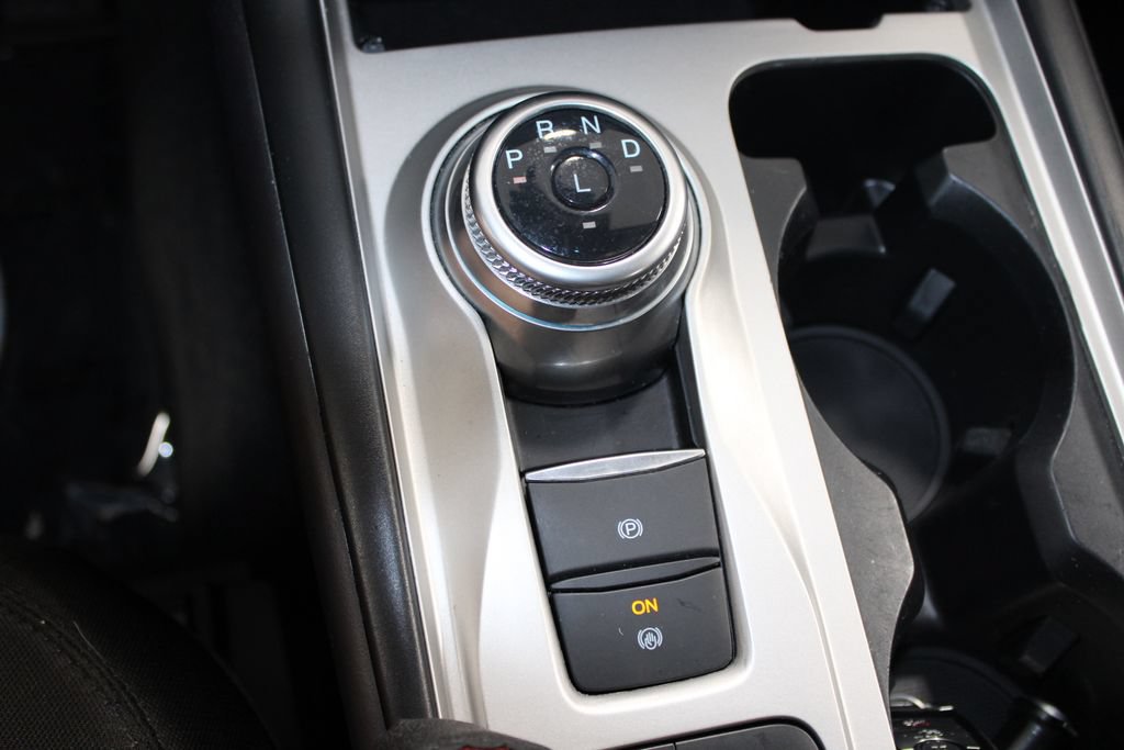 Used 2024 Ford Explorer XLT RWD image 47