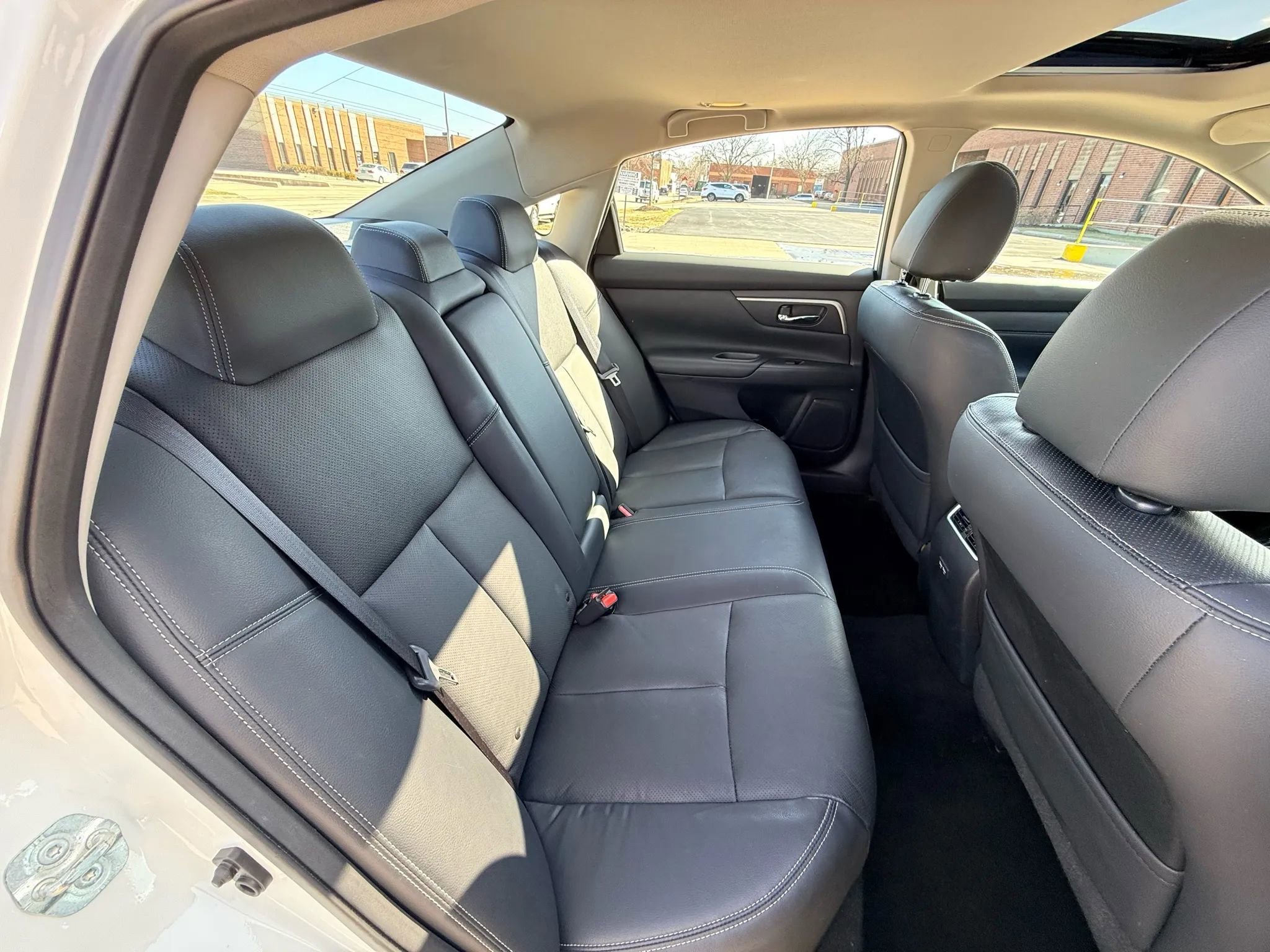 Used 2017 Nissan Altima 2.5 SL w/ 2.5 Technology Package image 25