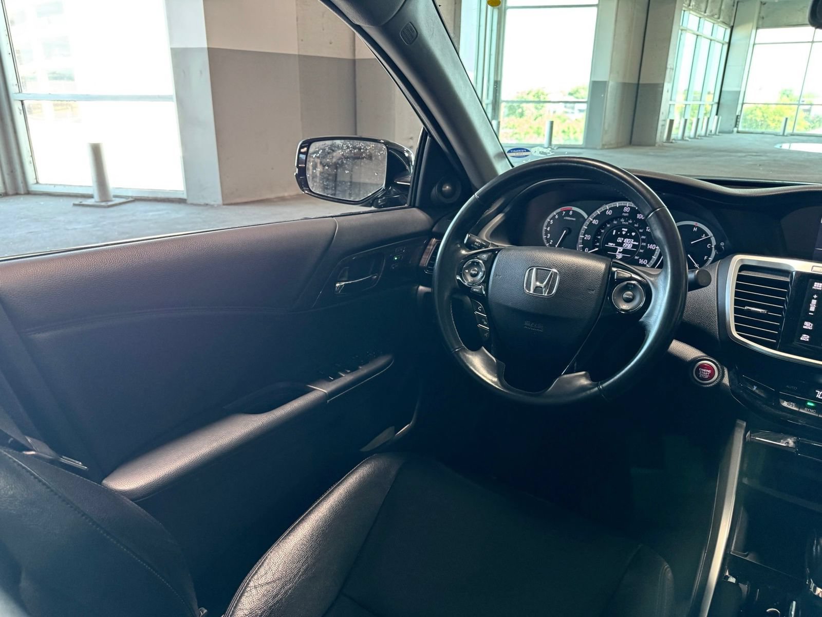 Used 2017 Honda Accord EX-L image 37
