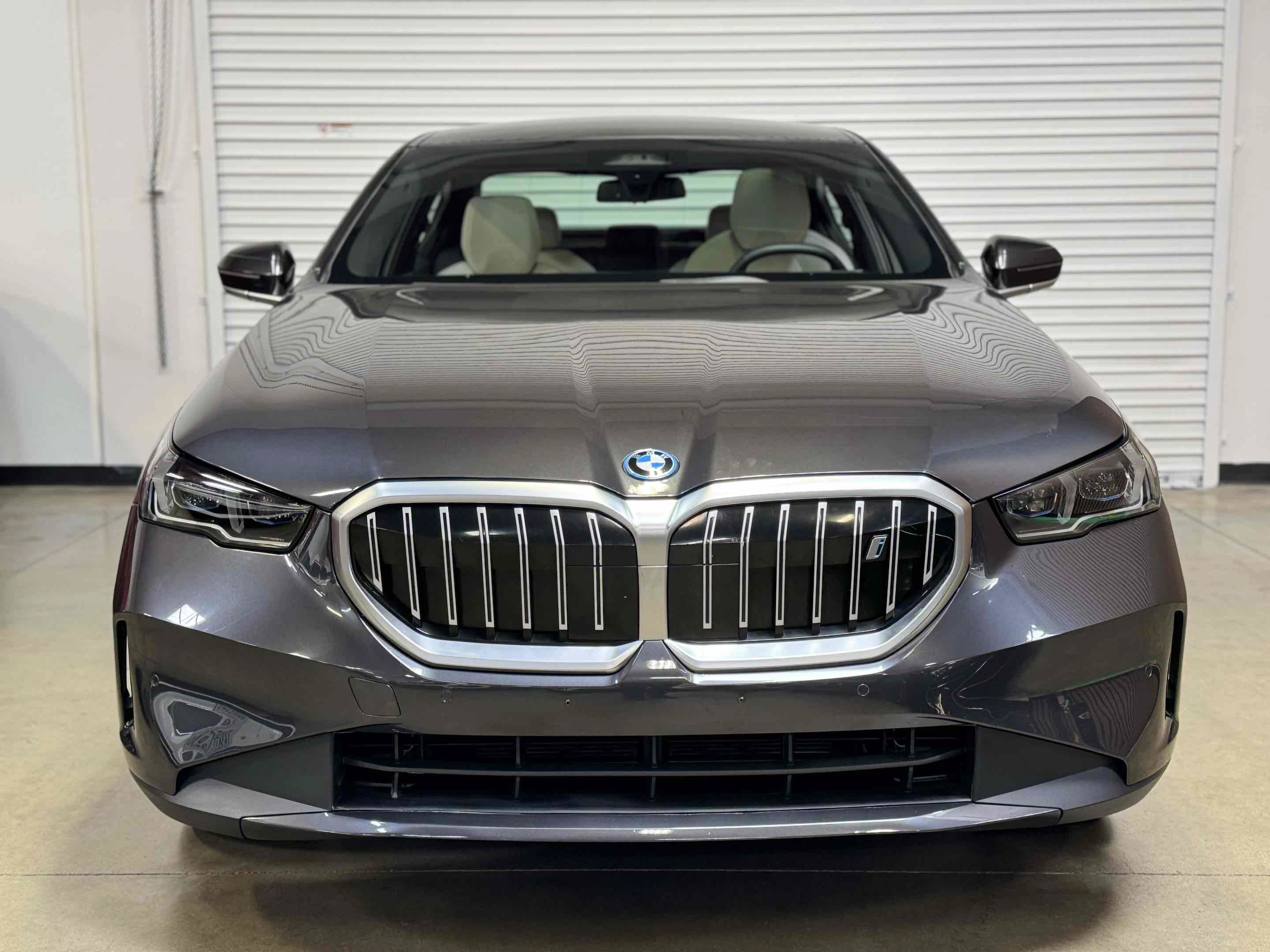 Used 2024 BMW i5 eDrive40i RWD image 29