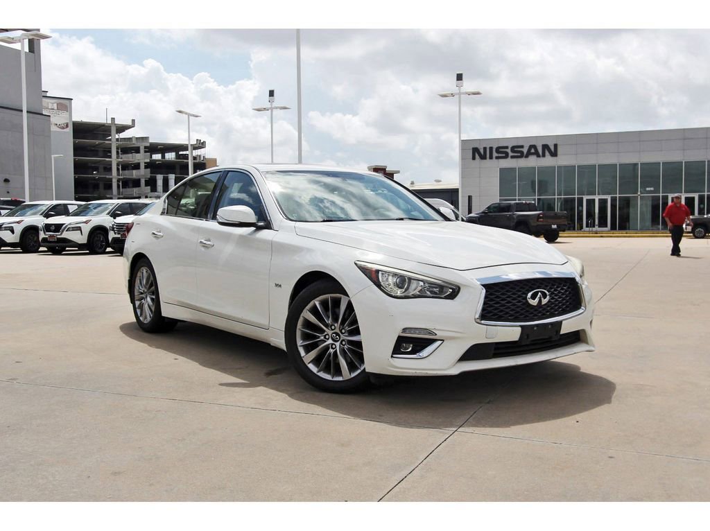 Used 2019 INFINITI Q50 Luxe image 1