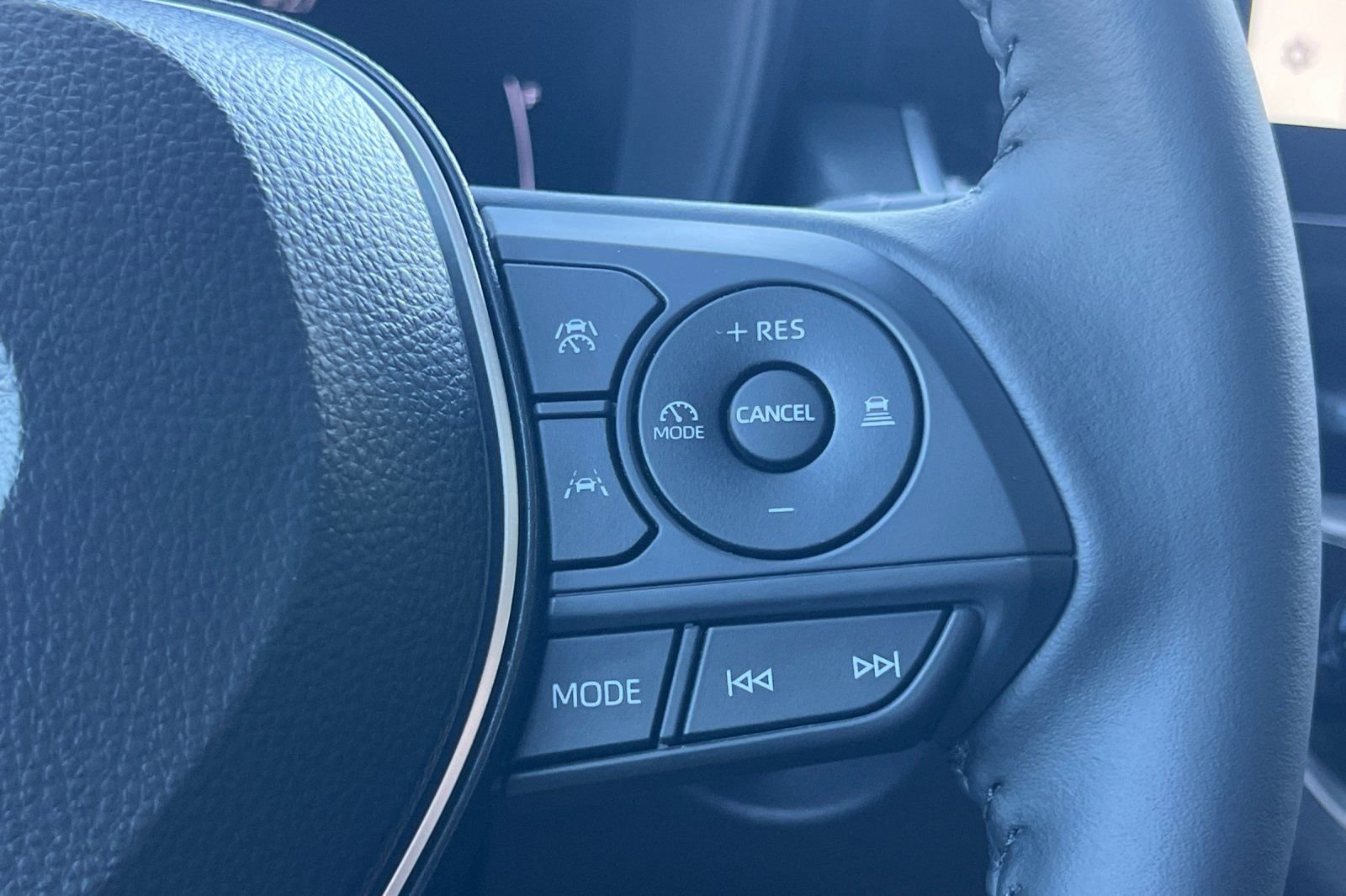 New 2026 Toyota Corolla Cross LE image 28