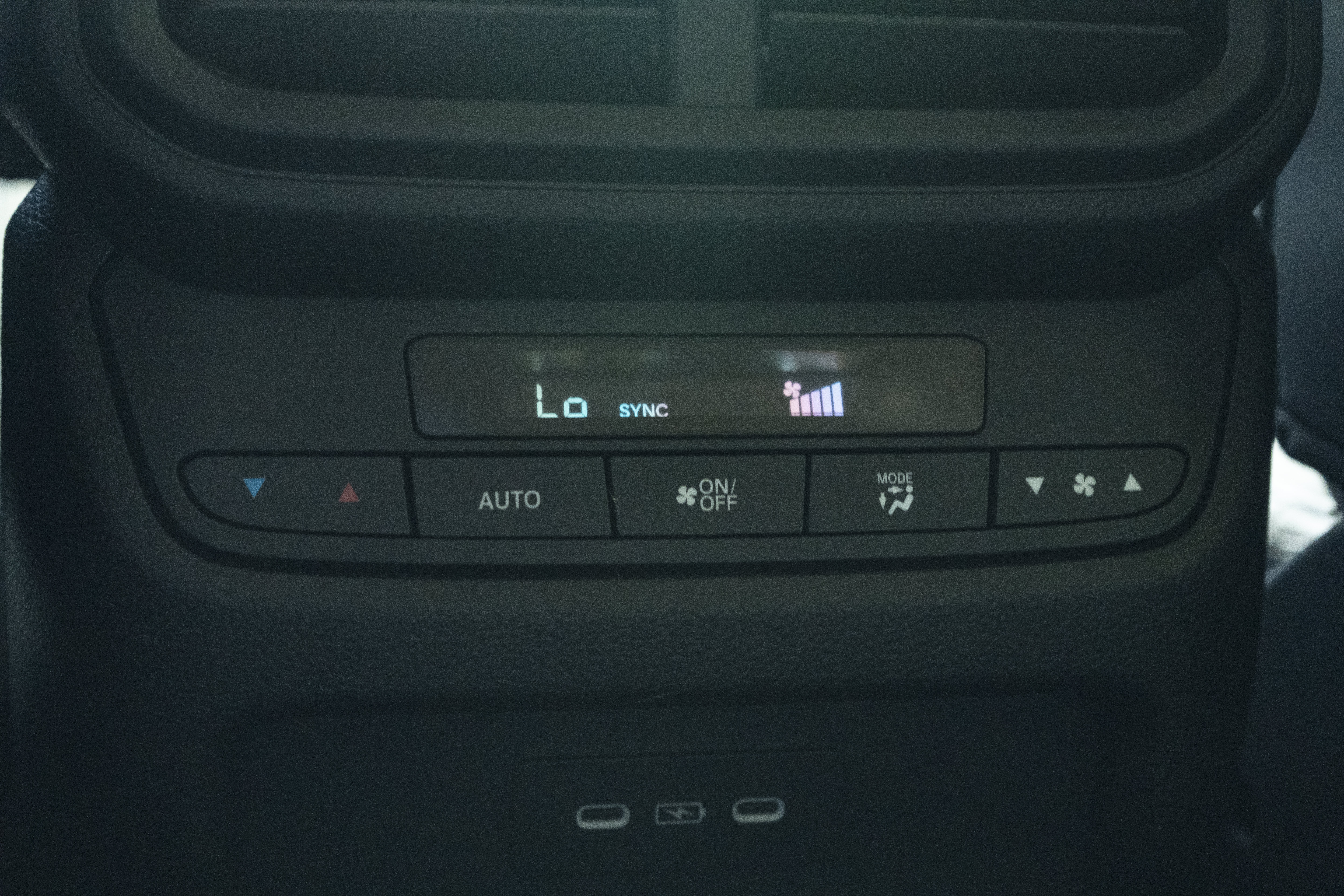 Certified 2025 Honda Pilot EX-L image 40