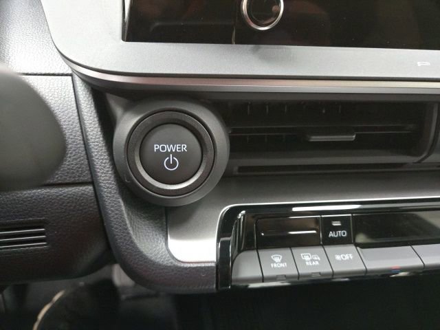 New 2026 Toyota Prius LE image 30