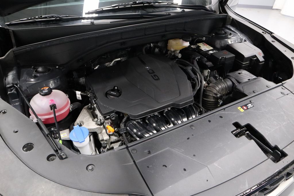 Used 2025 Kia Sorento S image 17