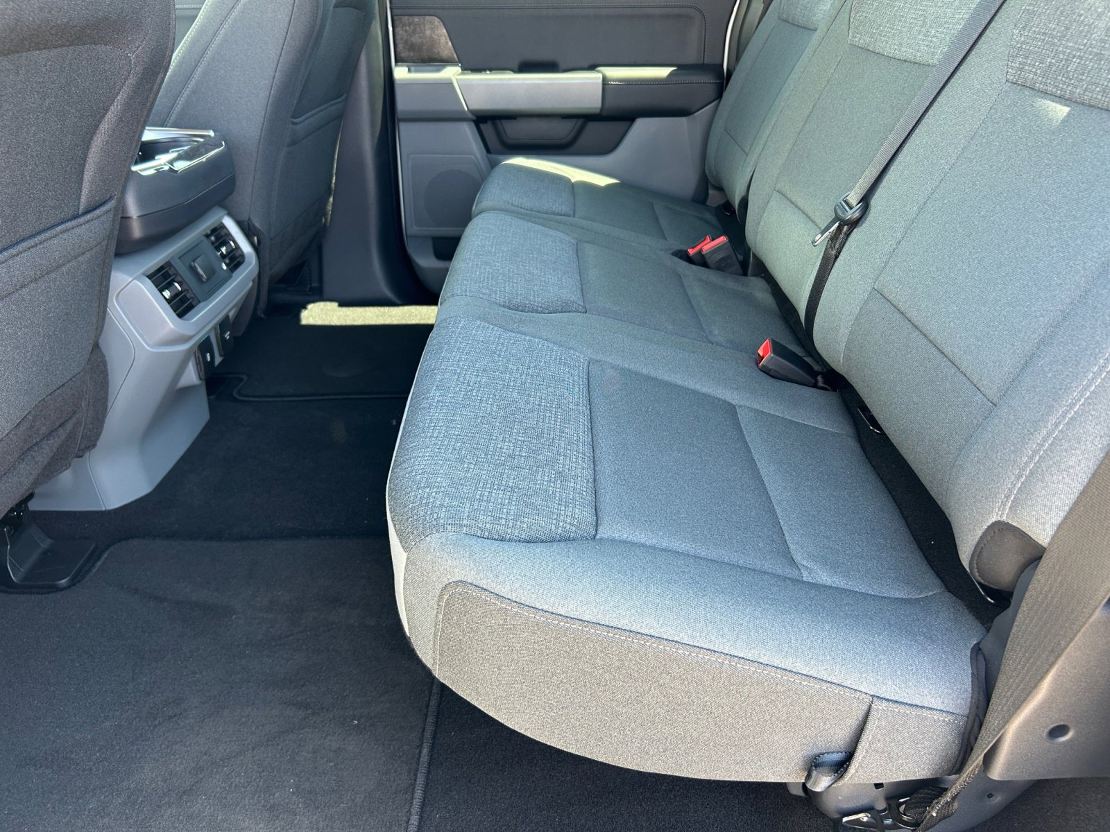 New 2024 Ford F150 Lightning XLT image 17