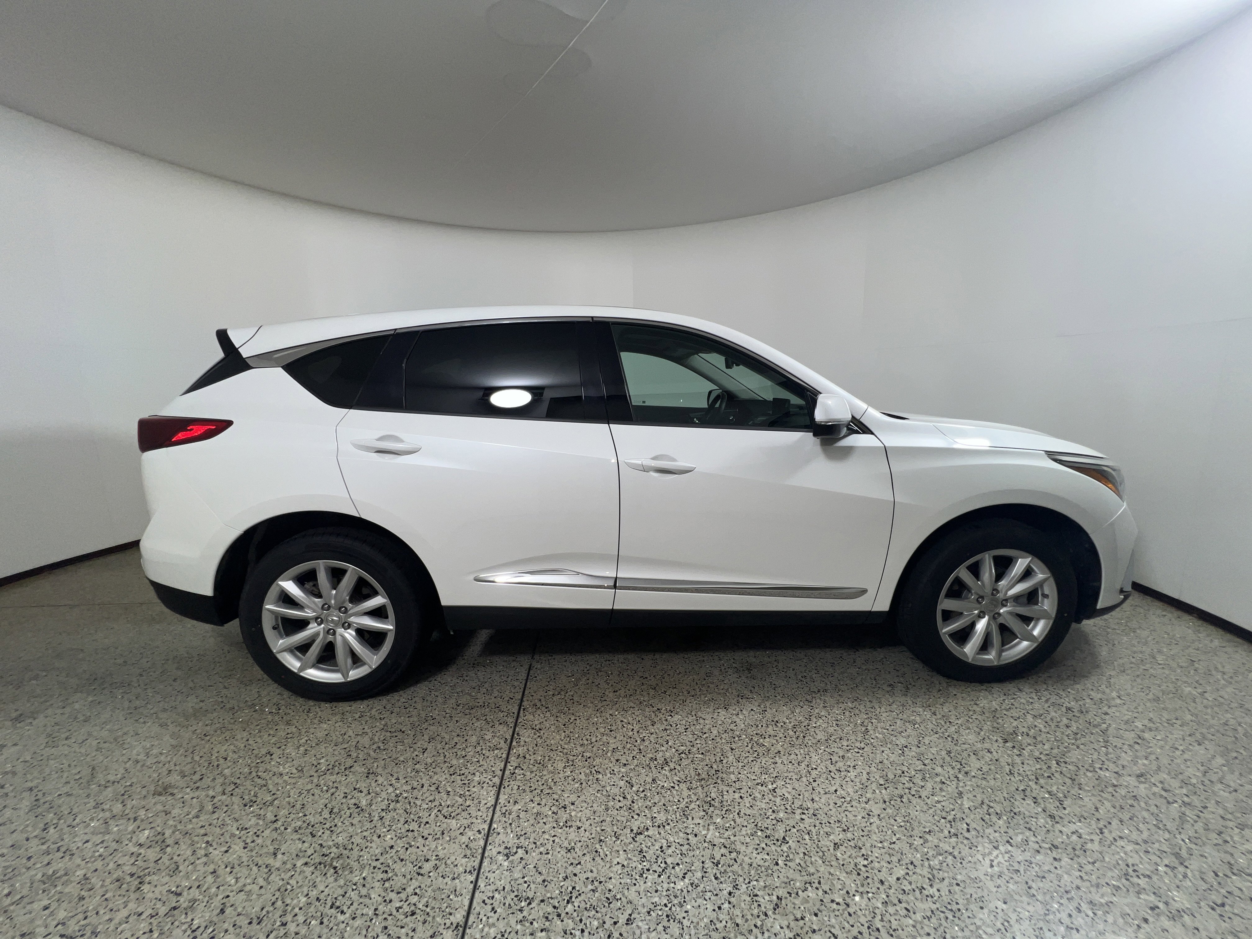 Used 2020 Acura RDX SH-AWD image 10
