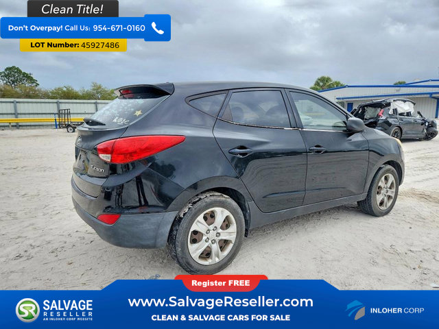 Used 2011 Hyundai Tucson GL image 4