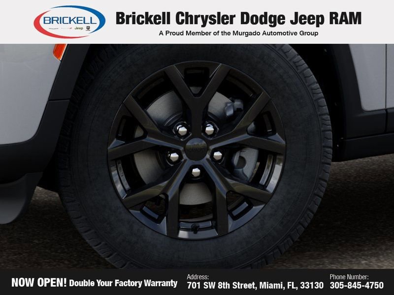 New 2026 Jeep Grand Cherokee L 4WD image 8