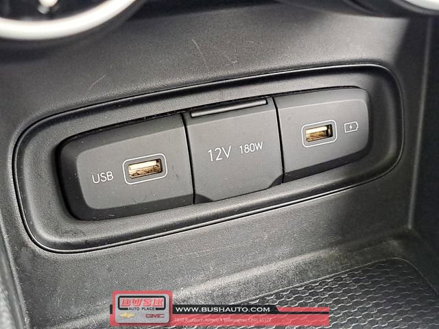 Used 2022 Hyundai Venue Limited image 26