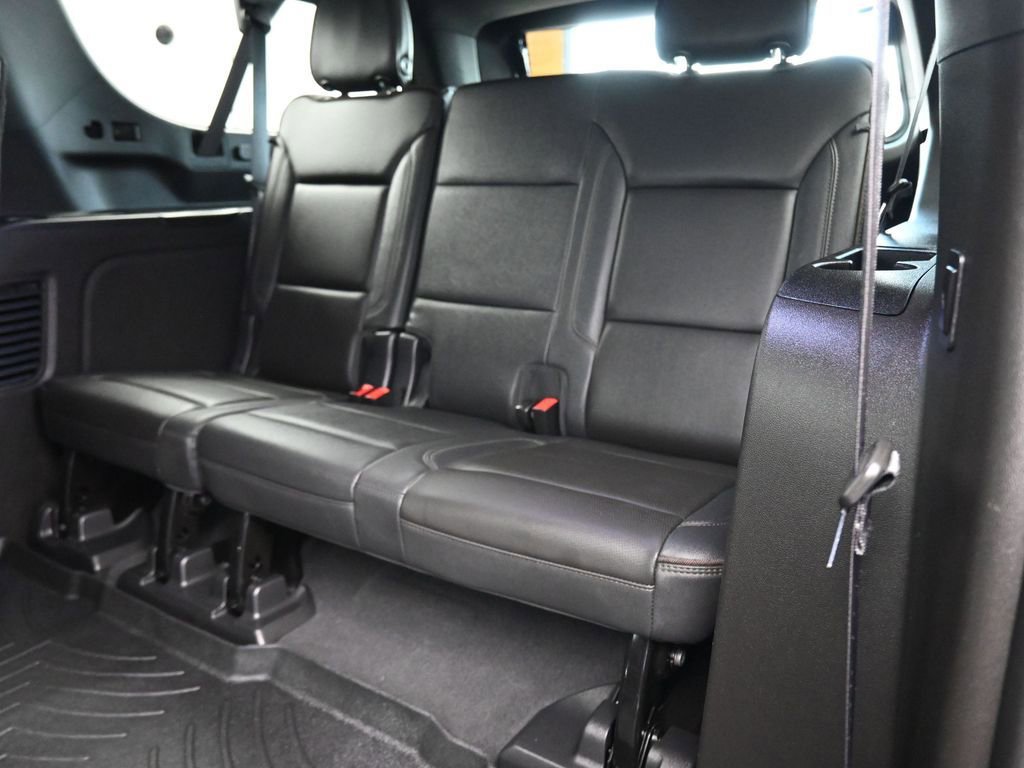 Used 2021 Chevrolet Suburban High Country image 46