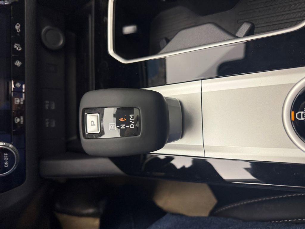 New 2026 Mitsubishi Outlander AWD image 21