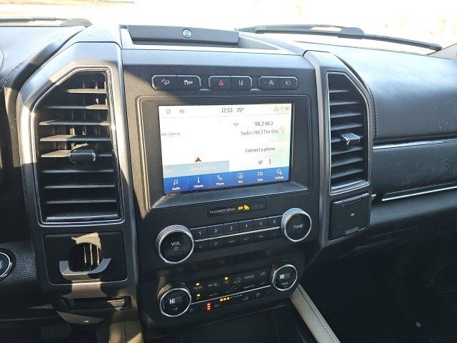 Used 2020 Ford Expedition Platinum image 19