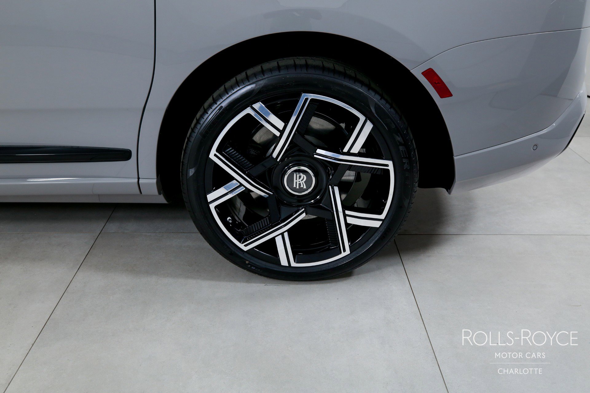 Used 2026 Rolls-Royce Cullinan Black Badge image 42