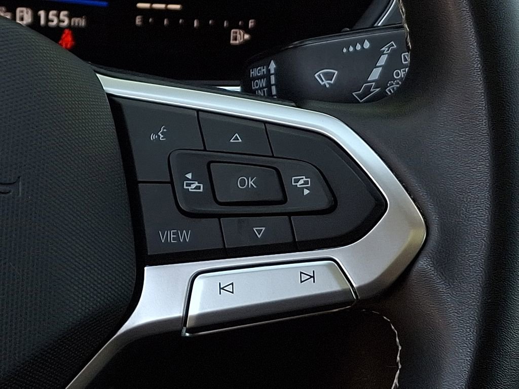 Certified 2023 Volkswagen Tiguan SE FWD image 20