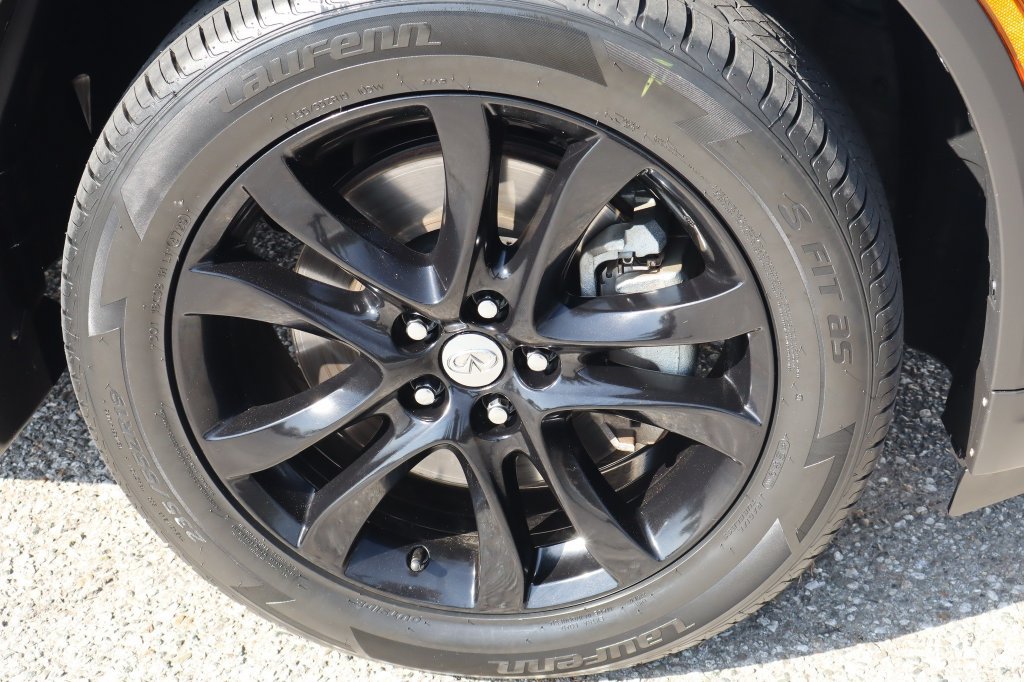Used 2023 INFINITI QX60 Luxe w/ Cargo Package FWD image 10