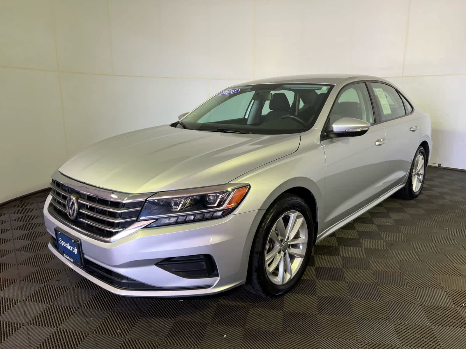Used 2021 Volkswagen Passat 2.0T S FWD image 3