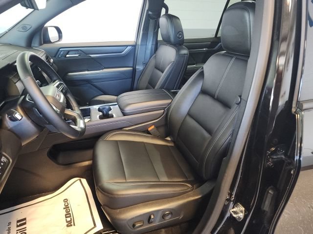 Used 2026 GMC Acadia Elevation w/ Elevation Premium Package AWD/4WD image 6