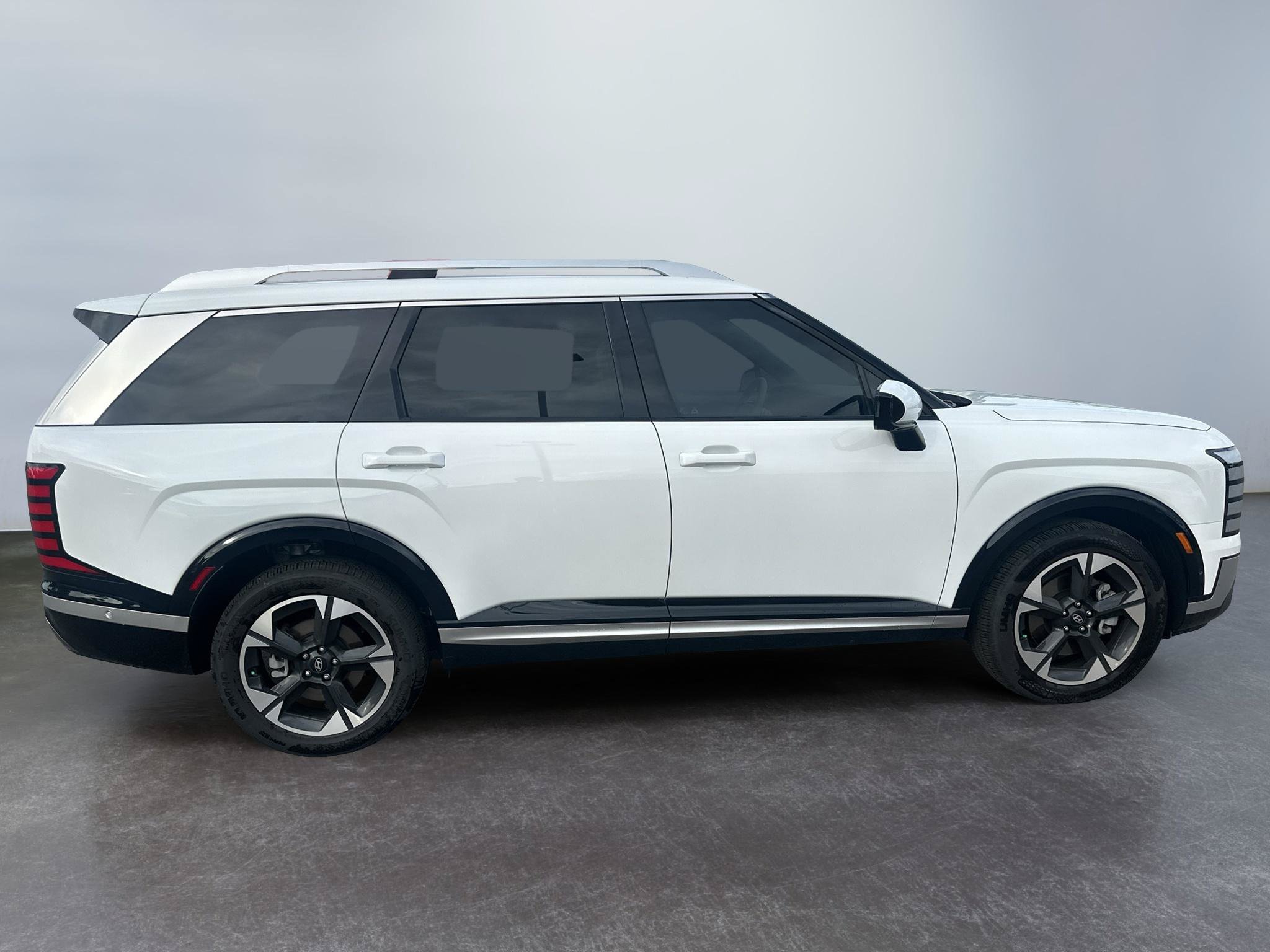 Used 2026 Hyundai Palisade Limited AWD/4WD image 4