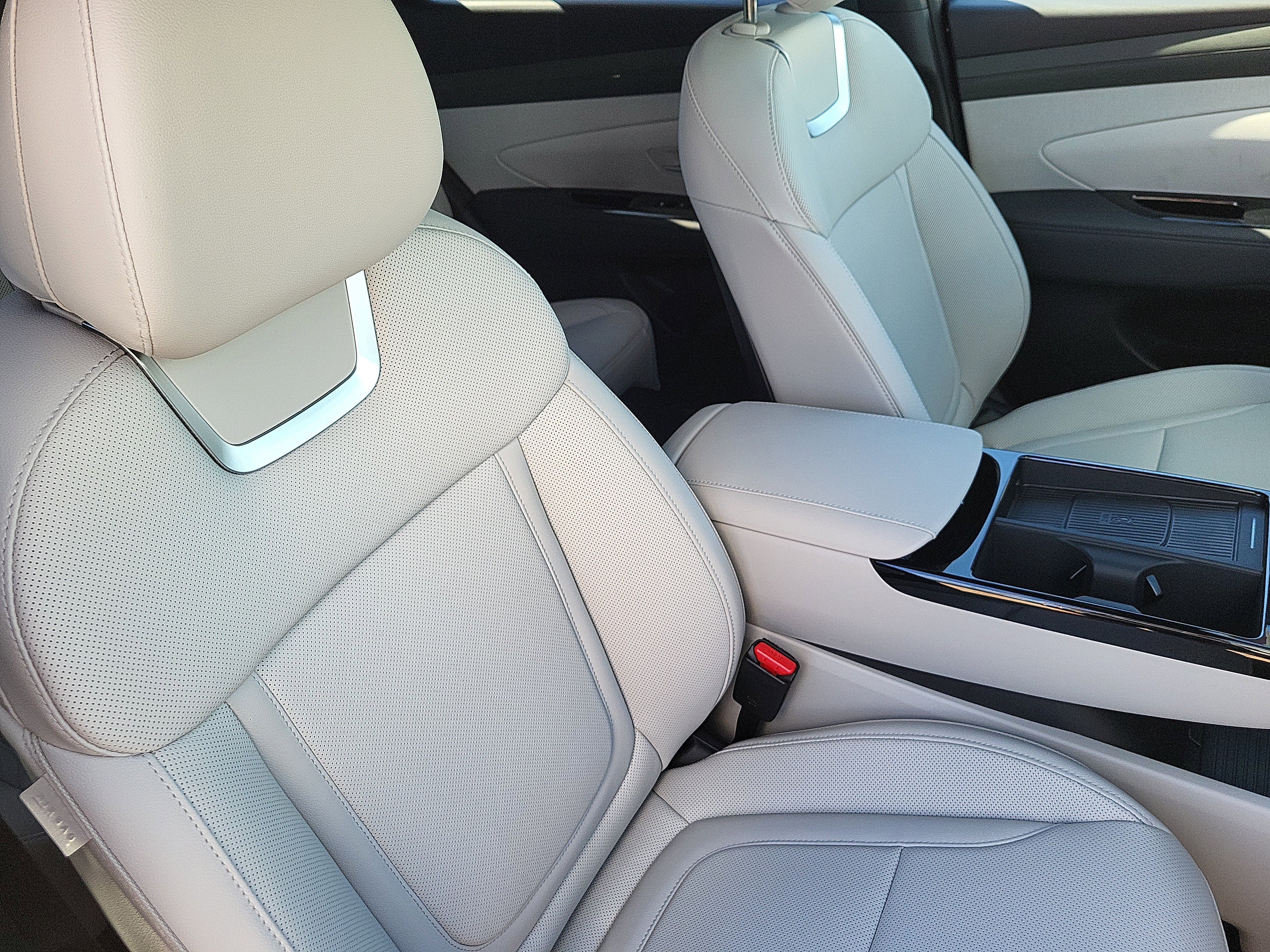 New 2025 Hyundai Tucson Limited w/ Tow & Go Package image 12