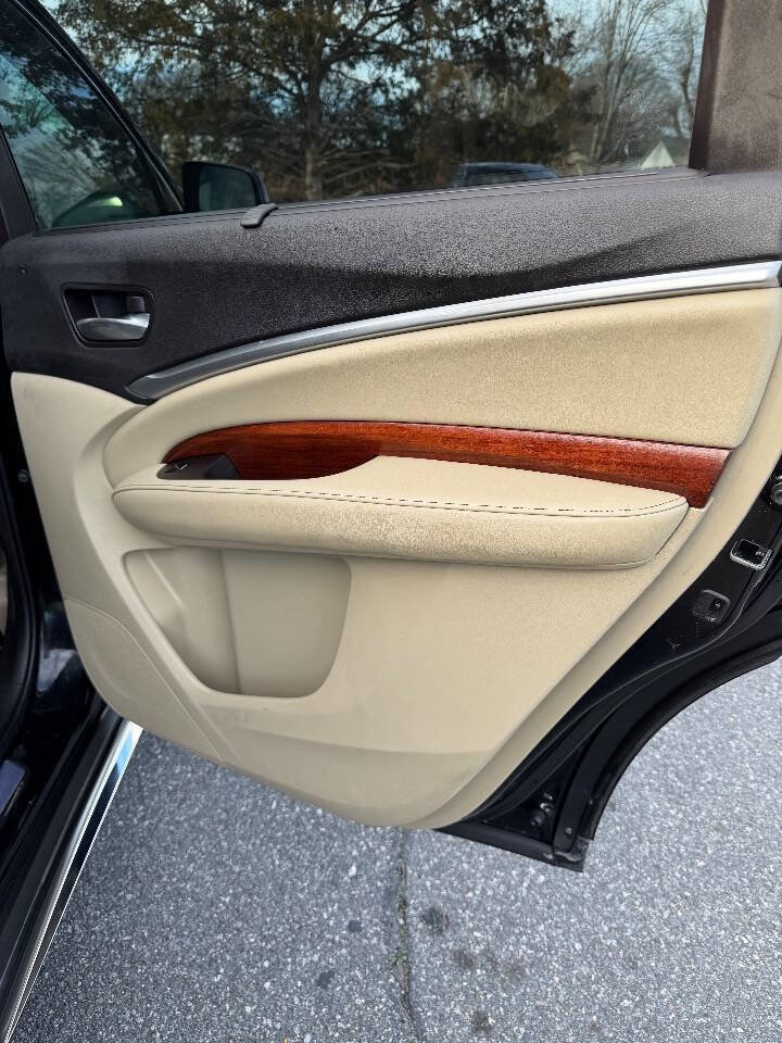 Used 2017 Acura MDX SH-AWD w/ Advance Package image 24