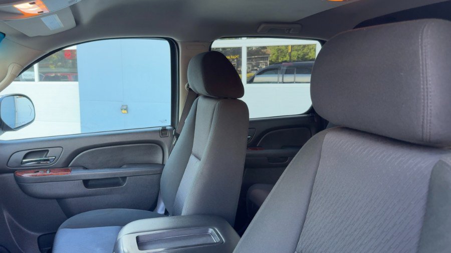 Used 2012 Chevrolet Avalanche LS w/ All-Star Edition AWD/4WD image 10