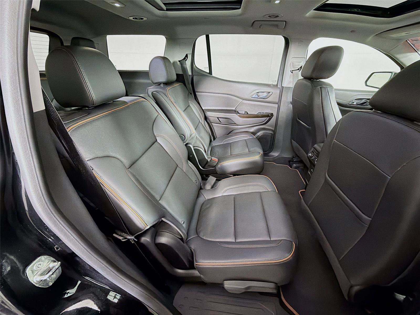 Used 2023 GMC Acadia AT4 w/ Technology Package image 29