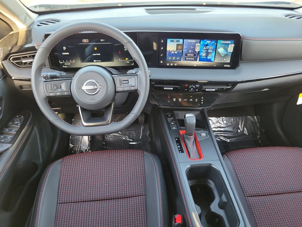 New 2026 Nissan Kicks SR FWD image 4