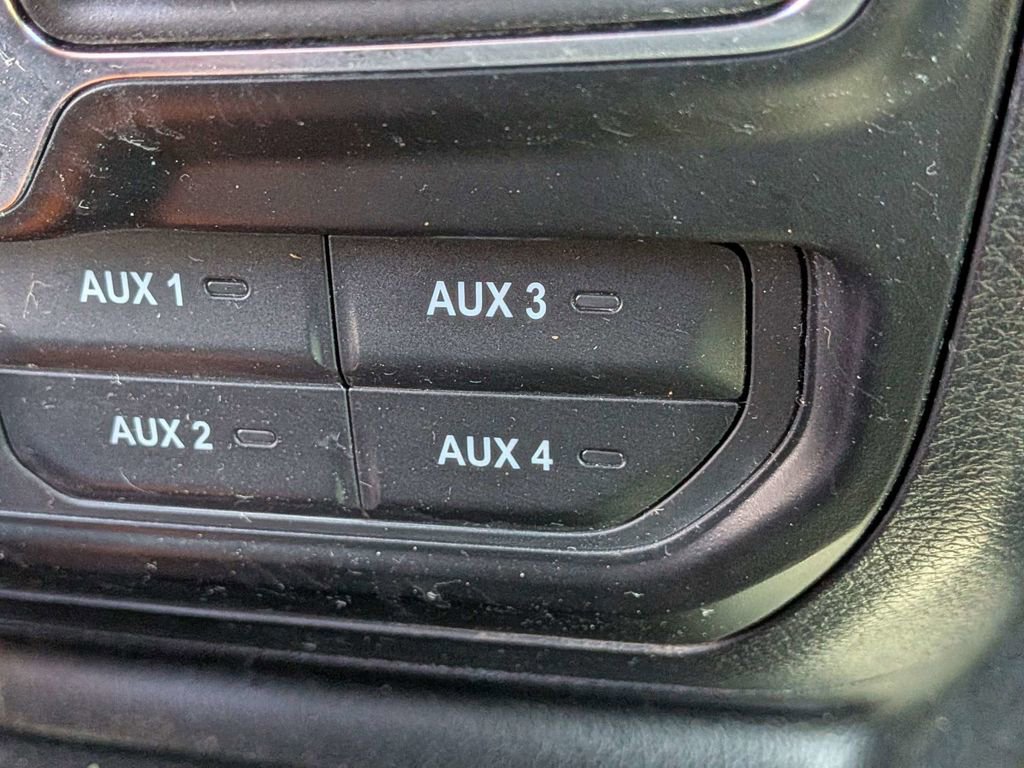 Used 2022 Jeep Wrangler Sport image 21