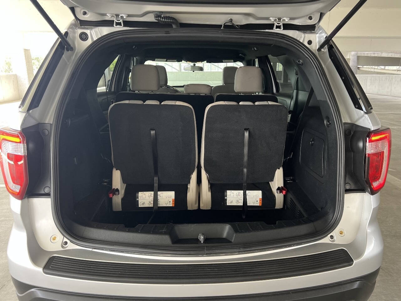 Used 2018 Ford Explorer 4WD image 17
