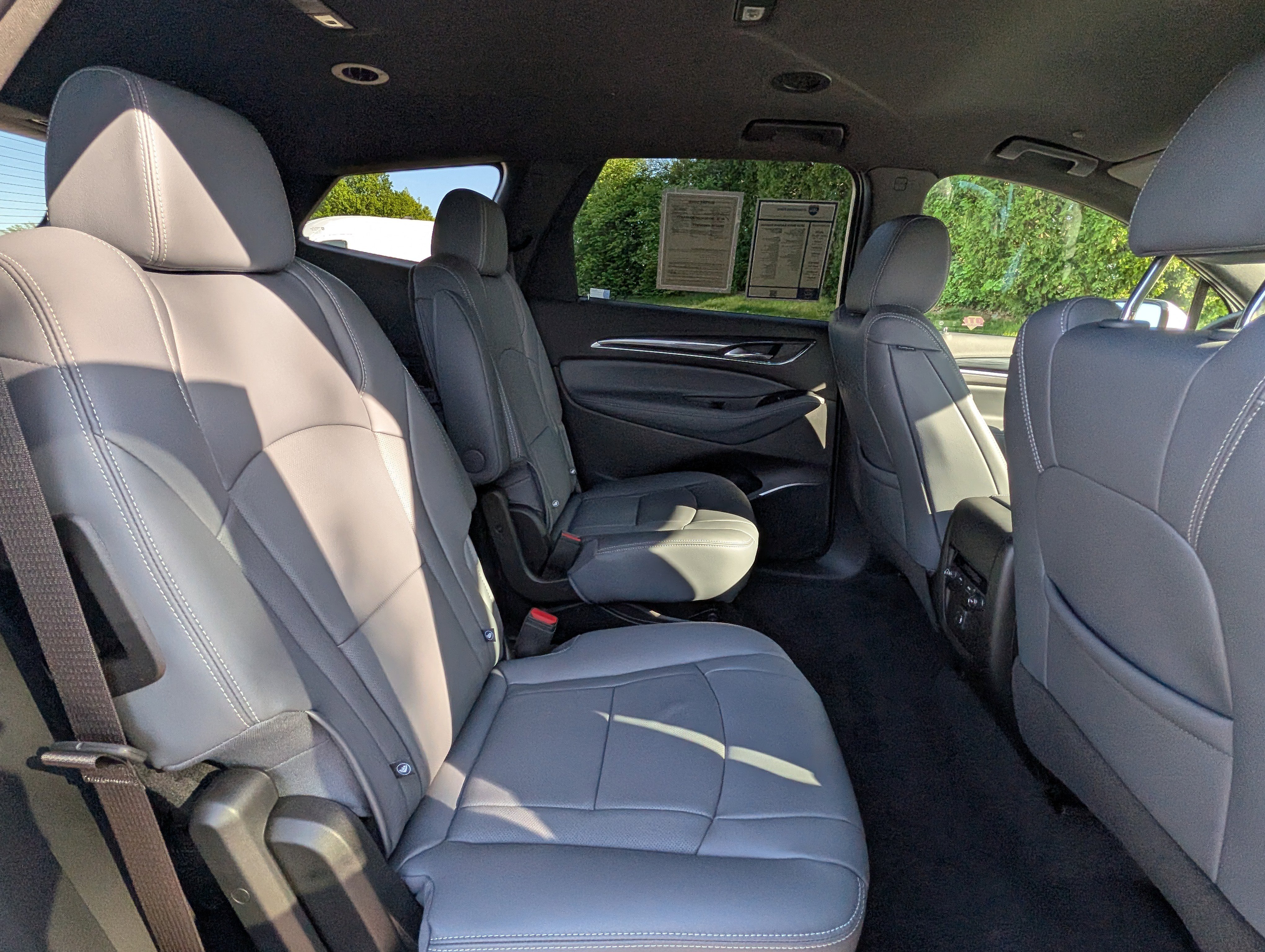 Used 2024 Buick Enclave Essence w/ Sport Touring Edition image 34