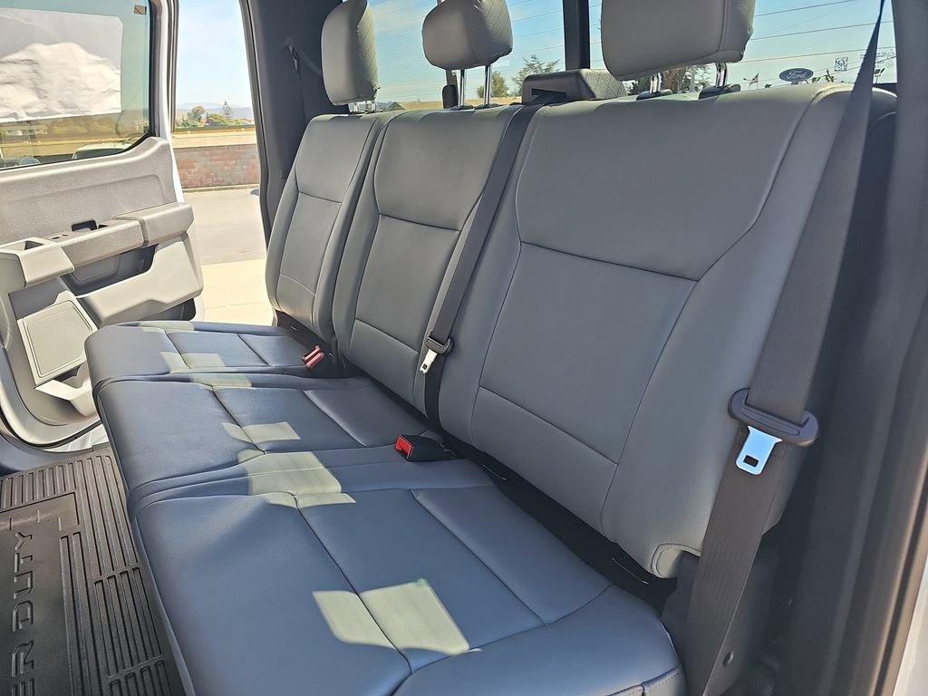 New 2026 Ford F350 XL w/ FX4 Off-Road Package AWD/4WD image 13